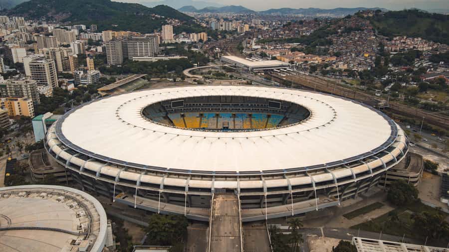 Rio de Janeiro: City tour, food, night attractions and more! - Parque das Ruínas and Lapa Arches: street level Rio with stories