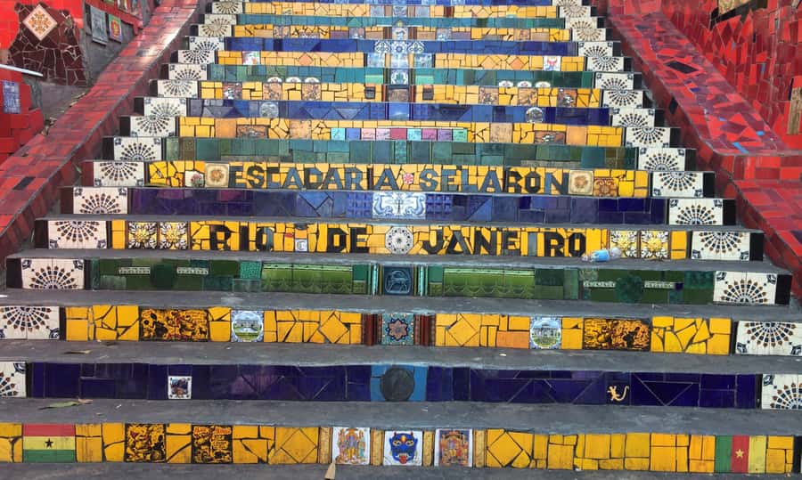 Rio de Janeiro Downtown Tour - Maracanã Stadium And the Sambadrome: Big Rio Energy First