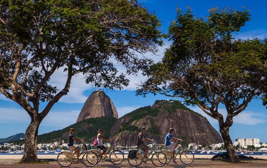 Rio de Janeiro: Guided Bike Tours in Small Groups - Choosing between the 3-hour, 4-hour, and 7-hour routes
