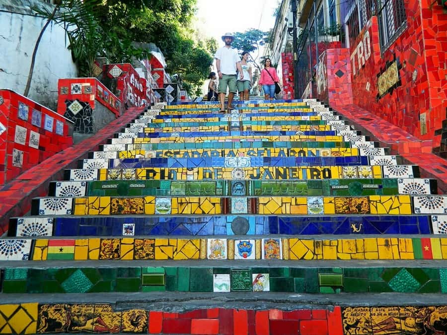 Rio de Janeiro: Half-Day Christ the Redeemer and City Tour - Maracanã Outside and the Sambadrome Stop: Football and Carnival in One Loop