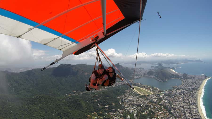 Rio de Janeiro: Hang Gliding Adventure - What to Pack and How to Handle Rio Weather