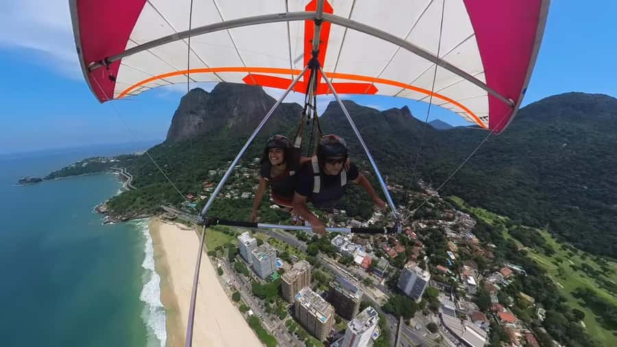 Rio de Janeiro: Hang Gliding or Paragliding Experience - Pedra Bonita and Tijuca: why this takeoff is the start of the wow