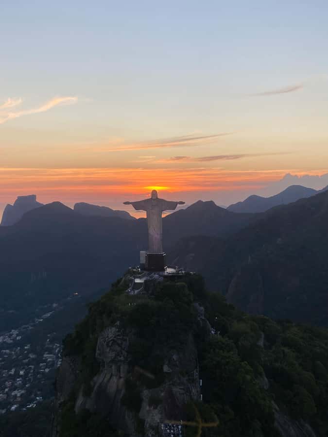 Rio De Janeiro Helicopter Flight Tour - Who should book this helicopter flight, and who should skip it