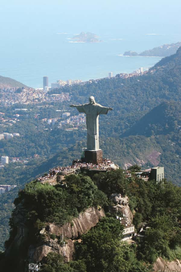 Rio de Janeiro: Helicopter Tour with an unforgettable view - Weather and visibility: how to protect your best-view moment