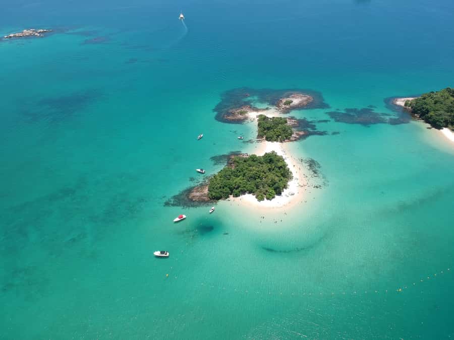 Rio de Janeiro: Ilha Grande with Boat Tour & Optional Lunch - How the day trip runs from Rio, with hotel pickup included