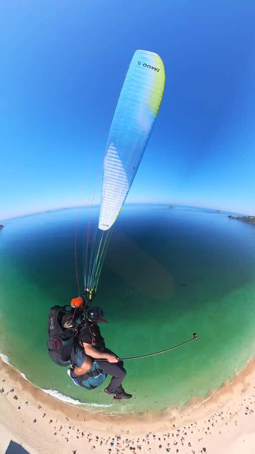 Rio de Janeiro : Paragliding Tandem Flights over Rio - Getting picked up and moved: what’s included, what’s on you