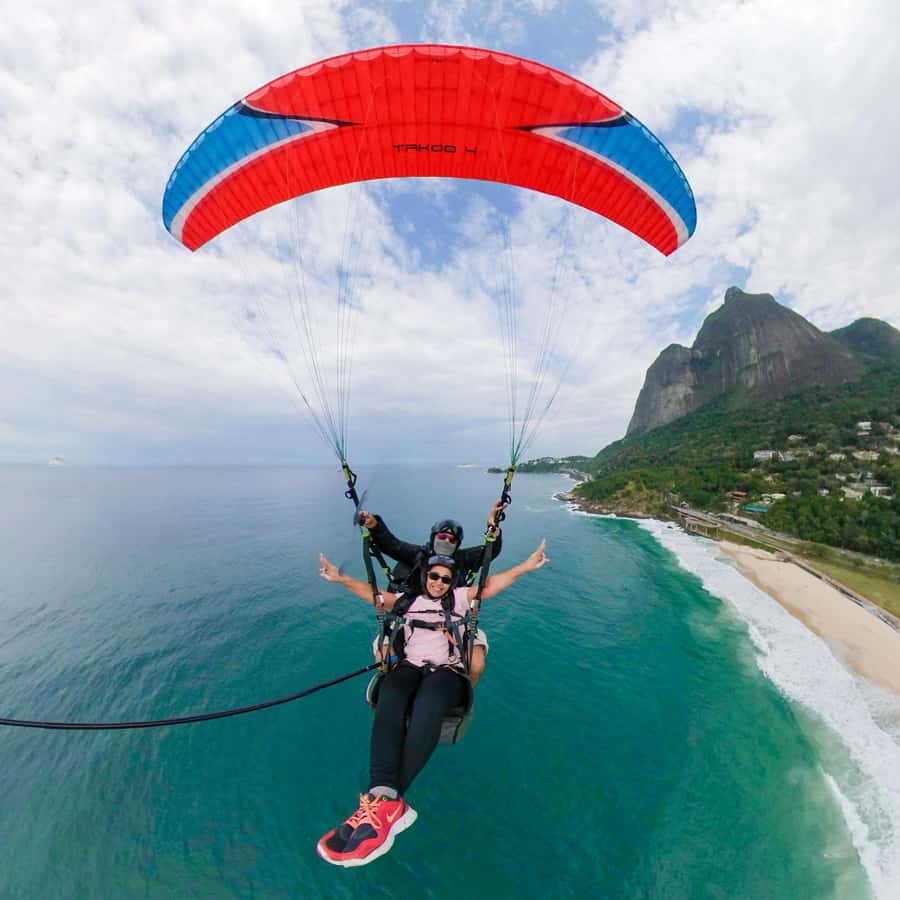 Rio de Janeiro : Paragliding Tandem Flights over Rio - Clube São Conrado de Voo Livre: what check-in feels like