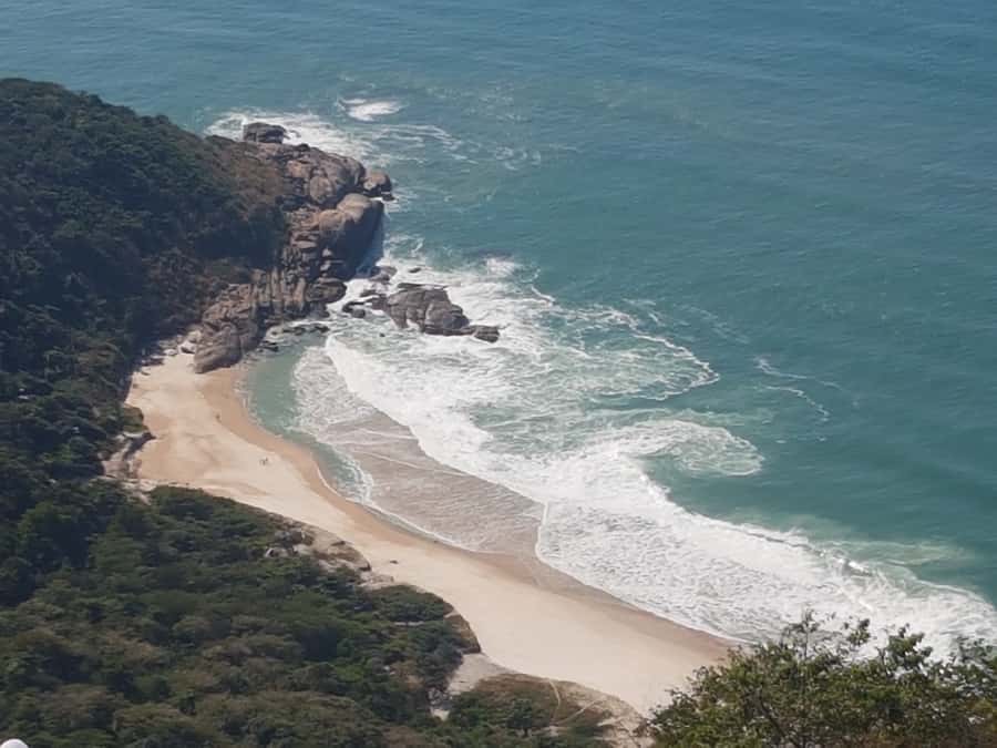 Rio de Janeiro: Pedra do Telegrafo Hike & Grumari Beach Tour - What to expect on the trail, and how to time your photos