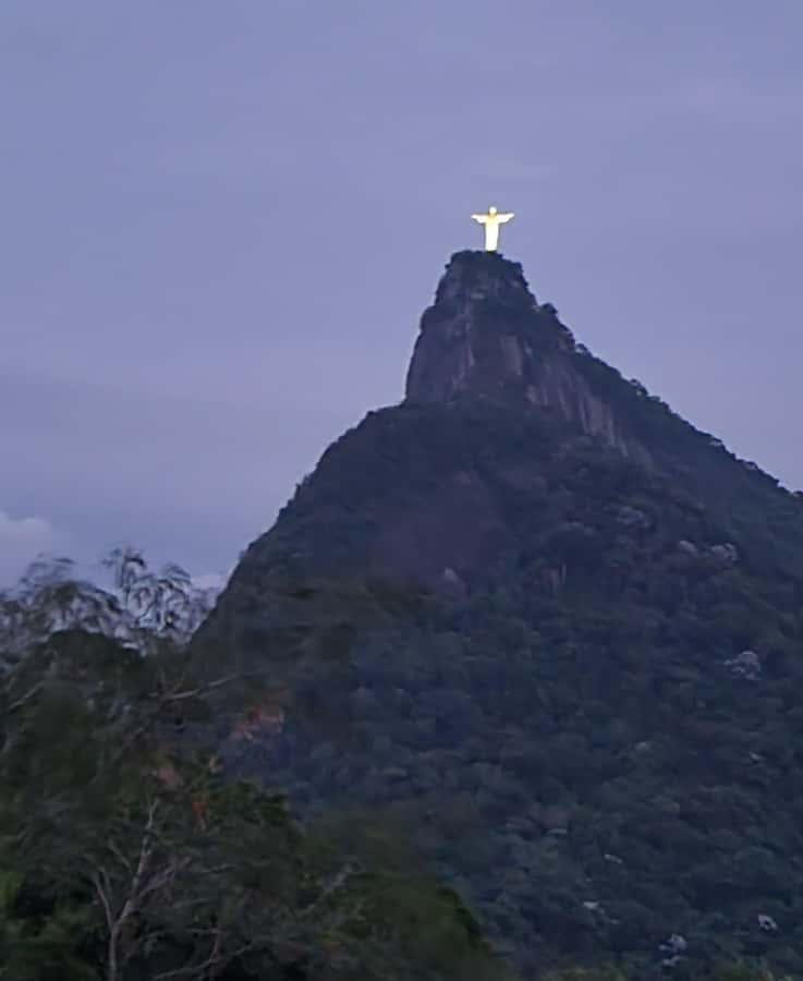 Rio de Janeiro: Private Sunrise Tour at Mirante Dona Marta - What the Guide Actually Adds (Not Just Facts)