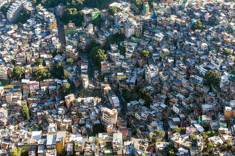 Rio de Janeiro: Rocinha Favela Walking Tour with Local Guide - What your fee supports in the community