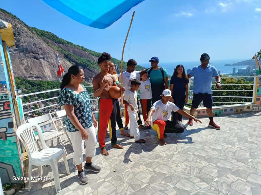 Rio de Janeiro: Rocinha Favela Walking Tour with Local Guide - What to pack, plus the sunglasses-with-cameras rule