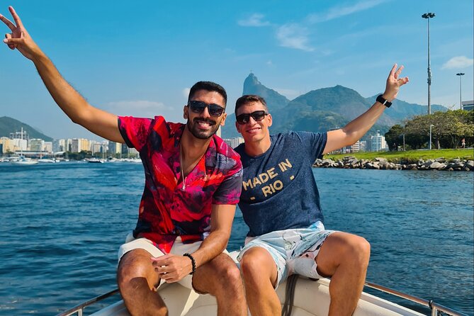 Rio de Janeiro: Shared Speedboat Tour with Beer Included! - What to expect from the guide: English may vary by captain