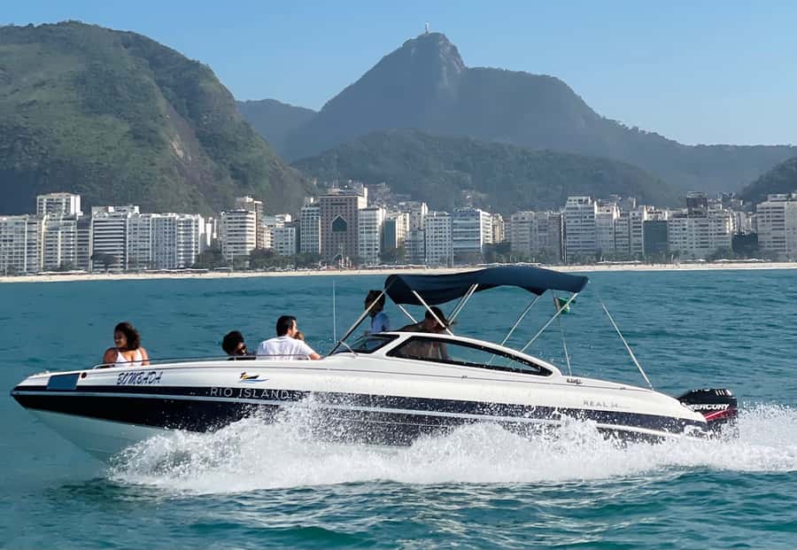 Rio de Janeiro: SpeedBoat Tour - Beach Tour with Beer - Your First Cruise Minutes: Getting Oriented Fast