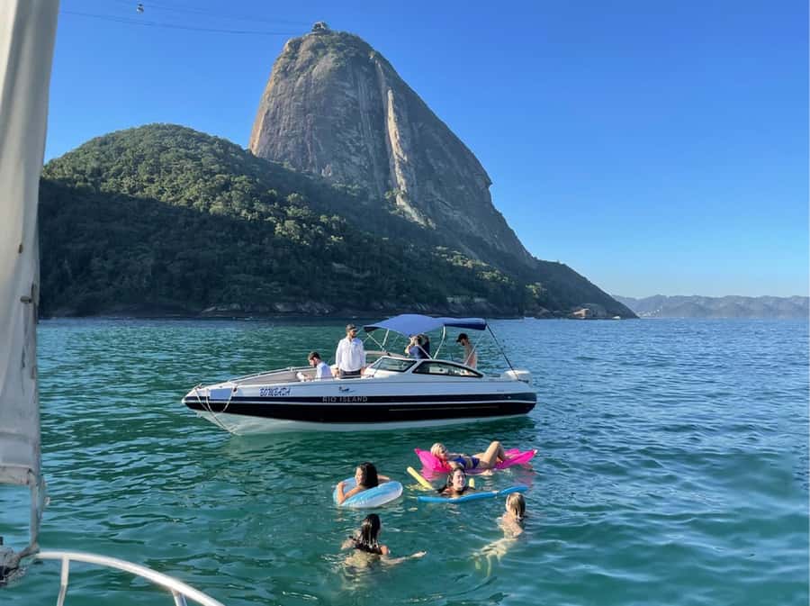Rio de Janeiro: SpeedBoat Tour - Beach Tour with Beer - Underwater Viewing Stops: Swim Time and Sea-Life Spotting