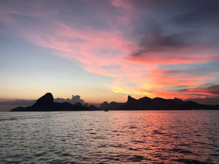 Rio de Janeiro: SpeedBoat Tour - Sunset with Beer - The swim stops, and how to make them actually work