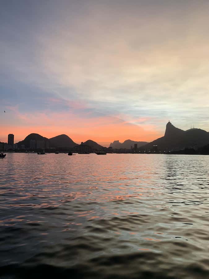 Rio de Janeiro: SpeedBoat Tour - Sunset with Beer - Who should book this, and who should skip it