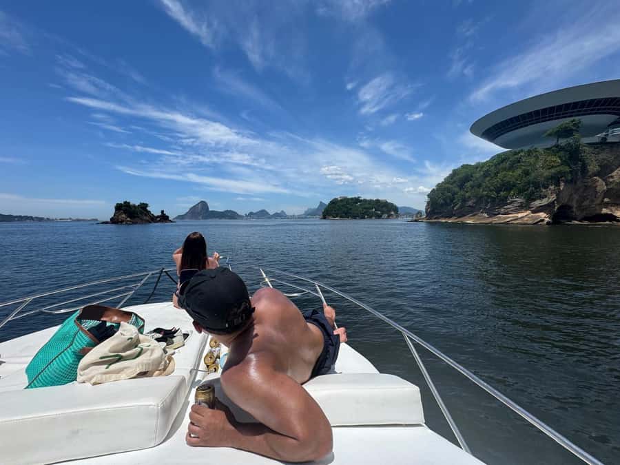 Rio de Janeiro: Speedboat Tour with Snacks and Drinks - Starting at Marina da Glória, then cruising Guanabara Bay