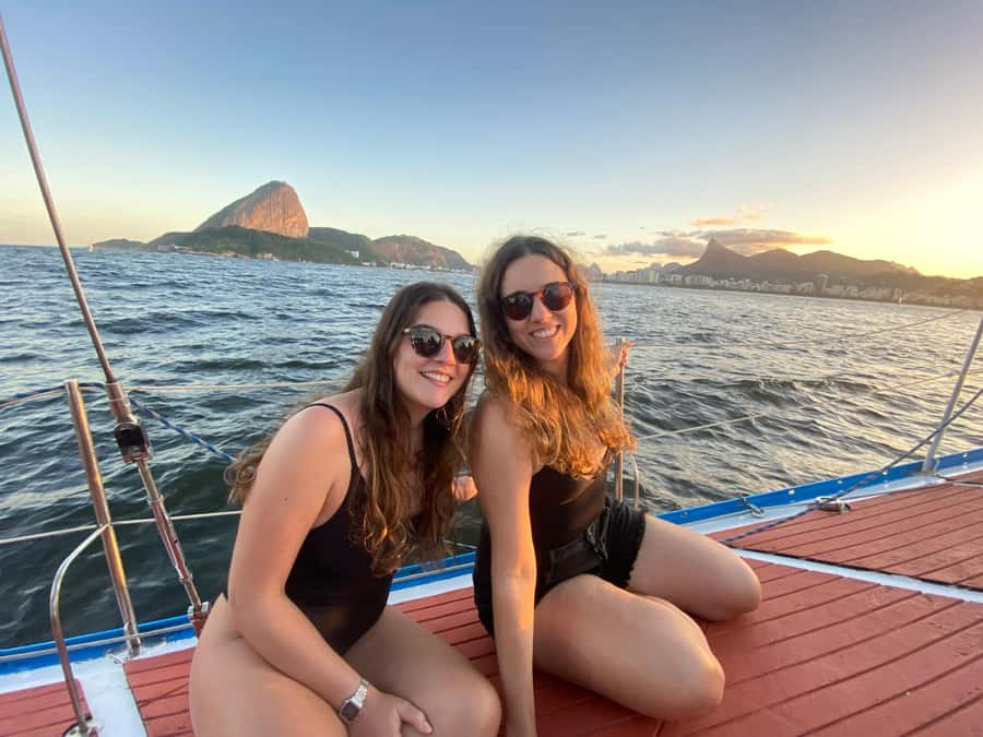 Rio de Janeiro: Sunset Sailboat Tour with Open Bar - Should you book this Rio sunset sailboat tour?