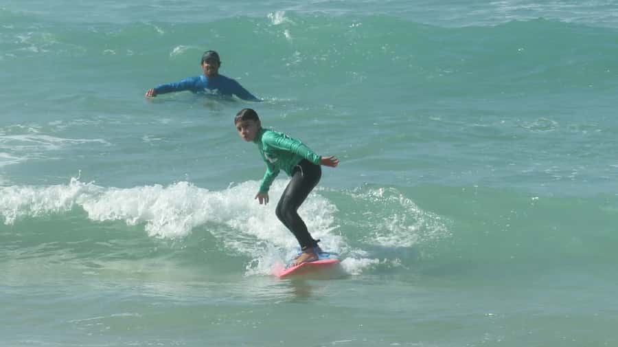 Rio de Janeiro: Surflessons and surfcoach. - Meeting at CADES Headquarters: What You Get Before You Even Paddle