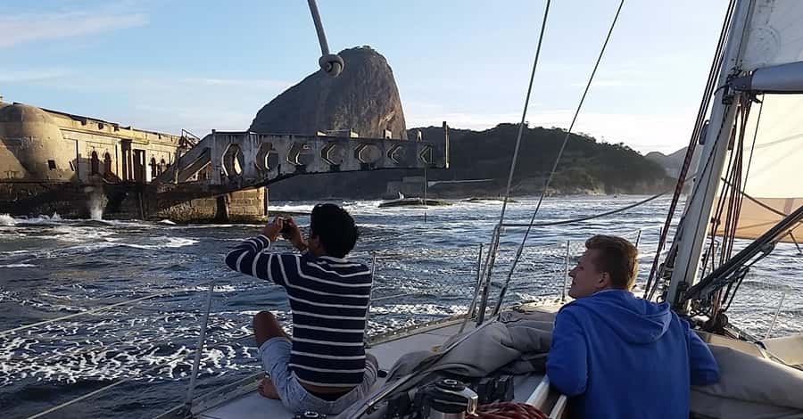 Rio de Janeiro: Wake Up and Sail - Ilha Fiscal, the airport pass, and the sense of Rio moving