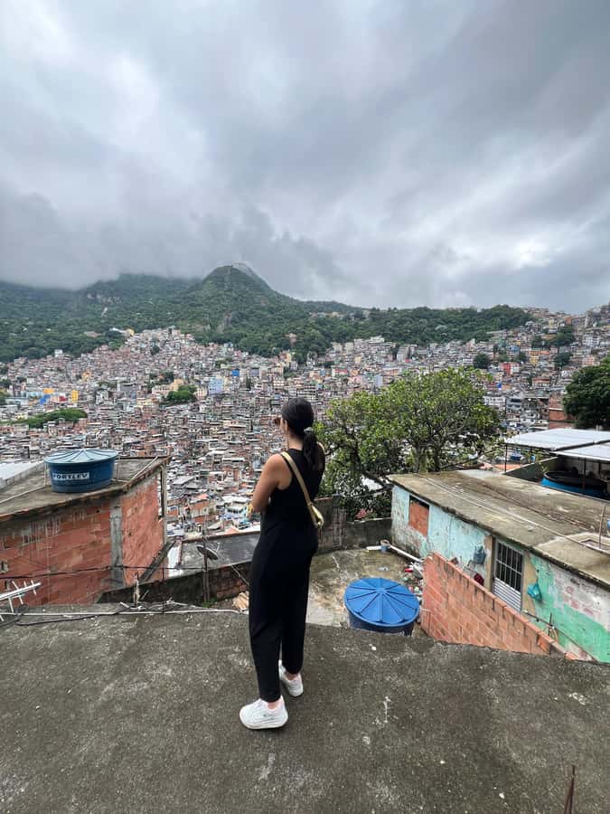 Rio: Favela Rocinha Tour with Local Guide & Secret Spots - Rest Stops and Local Hospitality Along the Way
