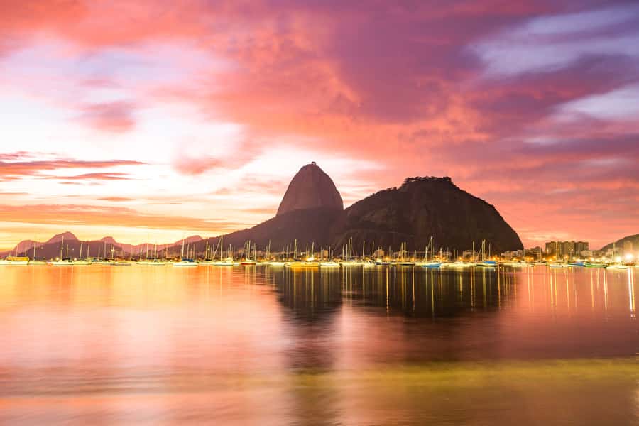 Rio: Guanabara Bay 2-Hour Boat Tour - Setting off from Marina da Glória, then straight into postcard territory