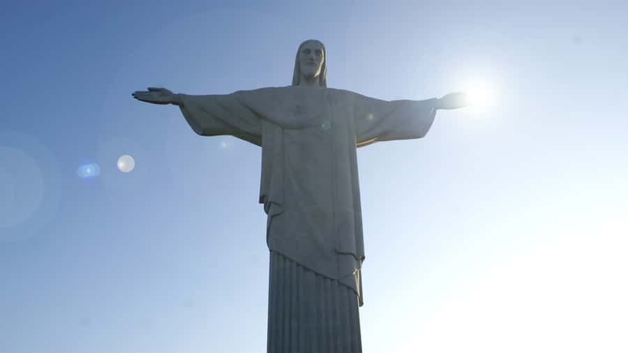 Rio: Maracanã Stadium & Christ the Redeemer by Rack Railway - Cosme Velho to Corcovado: The Rack Railway Through Tijuca Forest