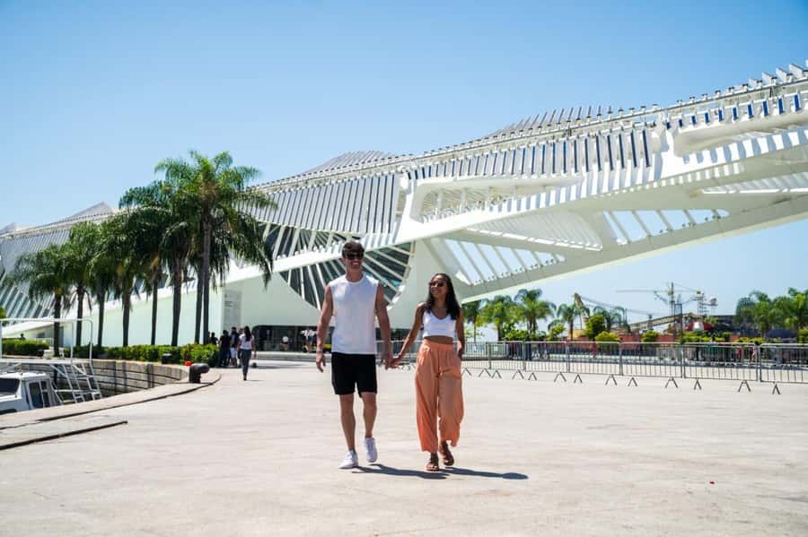 Rio: Olympic Boulevard, Museum of Tomorrow & History Tour - Eduardo Kobra’s Kobra Mural, five groups, and a photo-friendly wall
