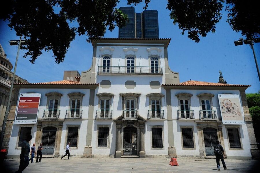 Rio: Olympic Boulevard, Museum of Tomorrow & History Tour - Guides are the difference: what’s worked well, what to watch for