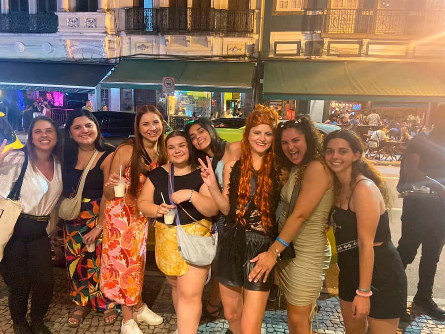 Rio: Pub Crawl in Lapa with Cachaça Tasting and Live Samba - Carioca Aqueduct Pass-By Stop: Quick Views, No Chasing the Clock