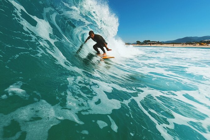 Rio Surf Experience - Surfing in Barra da Tijuca, then going where the waves make sense