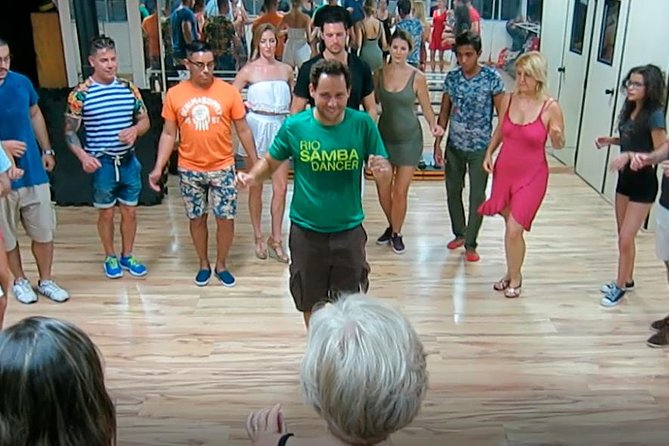 Samba Class in Copacabana - What happens during your 60-minute Samba lesson