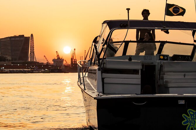 Sunset Boat Tour with Beer, Water, Soda and Snacks included - Key things that make this Rio sunset cruise special