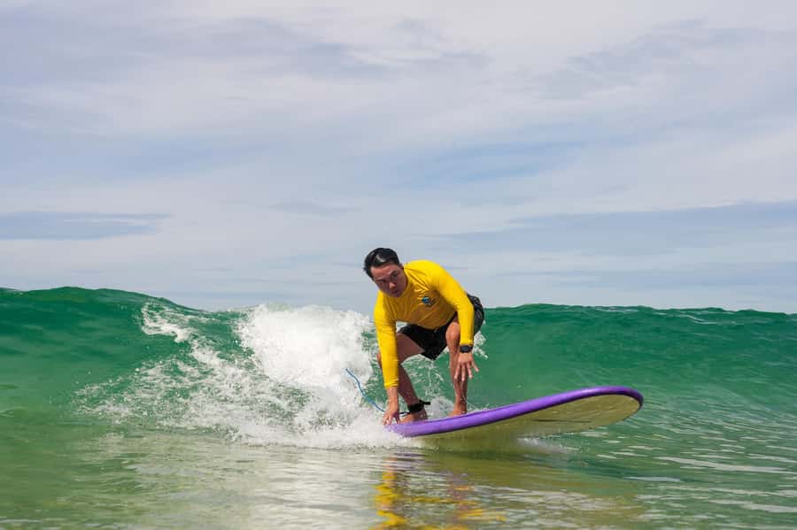 Surf lessons: in Arpoador in Ipanema. - Price and value: is $33 for a 1-hour lesson a fair deal?