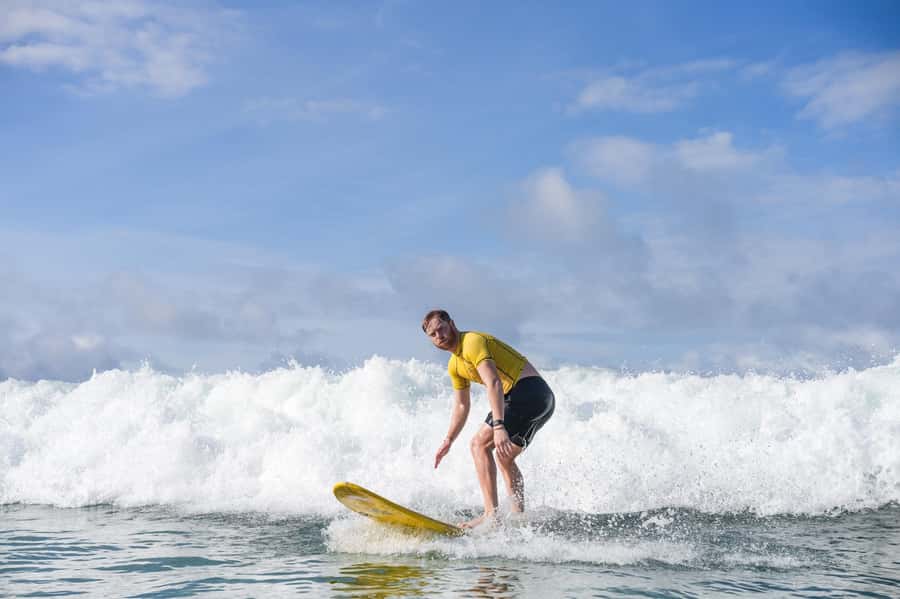 Surf lessons: in Arpoador in Ipanema. - Small-group lessons: why a limit of 6 changes everything