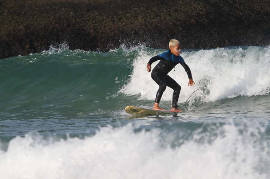 Surf lessons: in Arpoador in Ipanema. - Equipment provided: what you avoid, what you still control