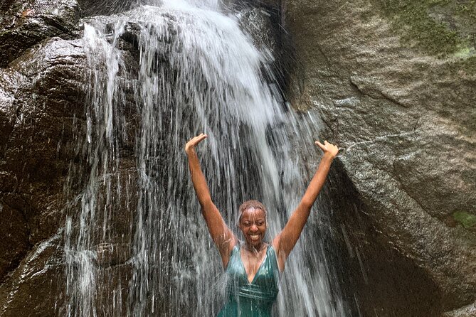 Tijuca Forest Hike - Waterfalls & Caves, Nature & Wild Life! - Floresta da Tijuca and Capela Mayrink, where the forest has footprints