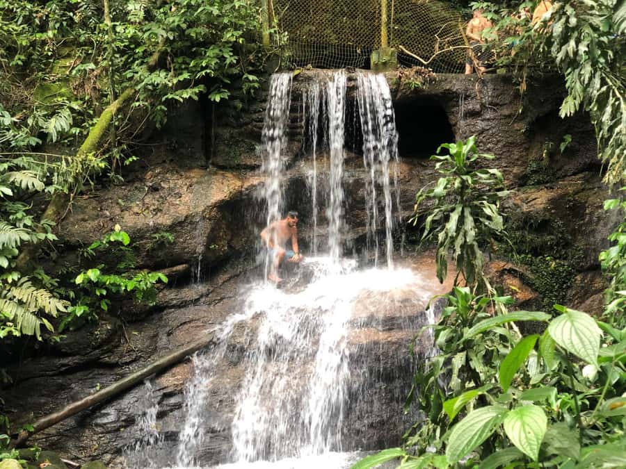 Tijuca Forest´s hike: caves, waterfalls and great views - Cascatinha Taunay, 35 Meters of Shower-Water