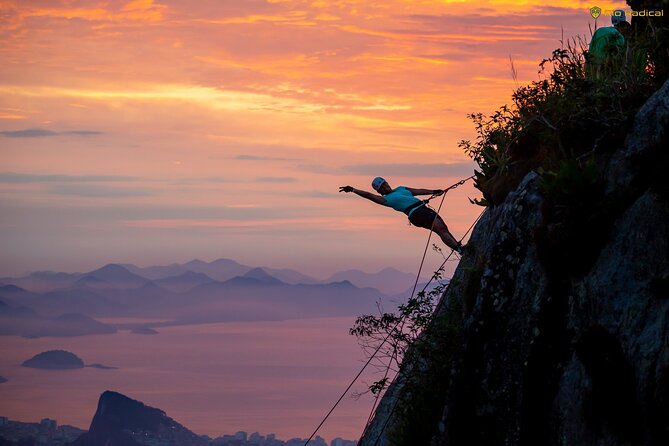 Trail and Rappel on Morro Dois Irmãos - The 50 Minute Hike: Effort That Fits a 4 Hour Window